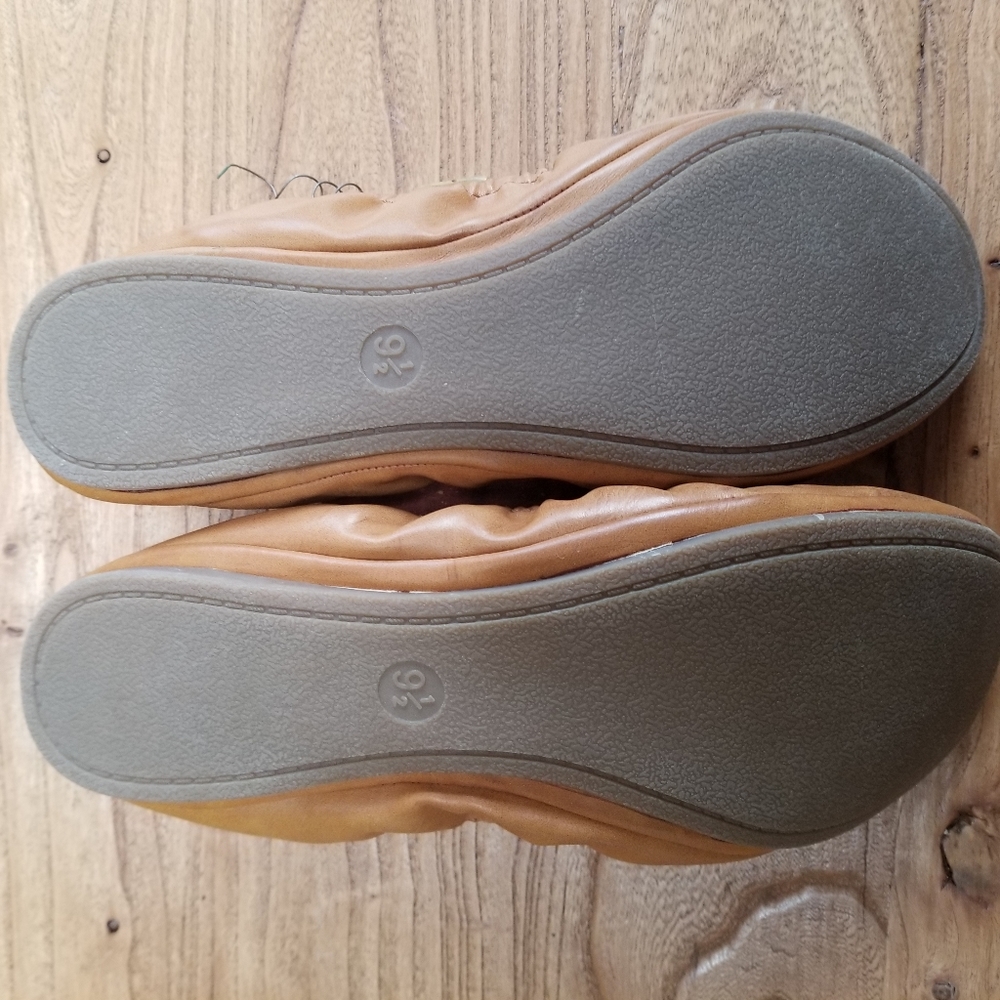 Universal Thread Balet Flats NWOT - Picture 3 of 4